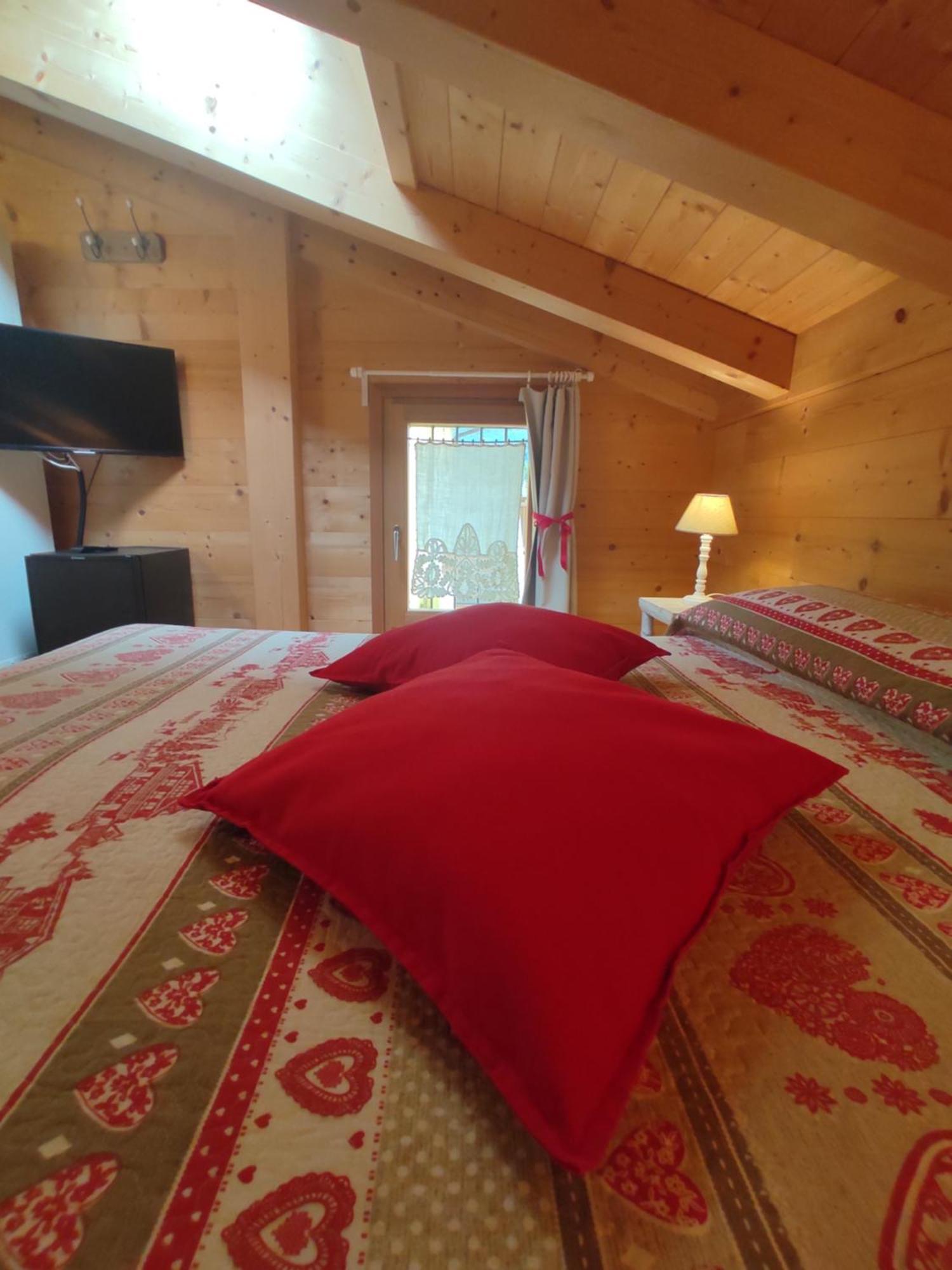 Agriturismo La Soglia Del Parco Ranica Ngoại thất bức ảnh