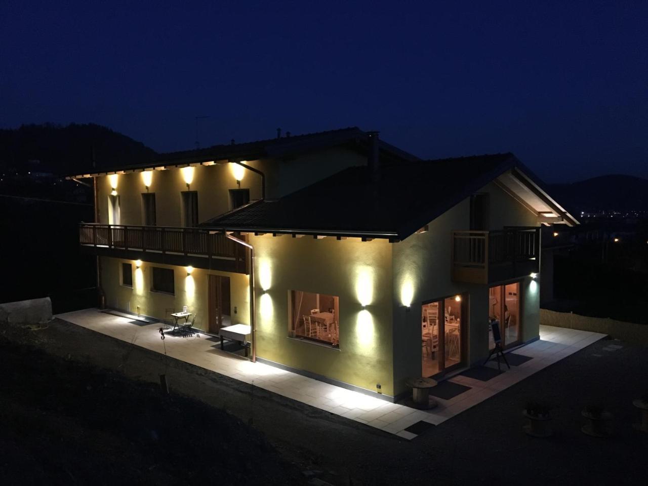 Agriturismo La Soglia Del Parco Ranica Ngoại thất bức ảnh