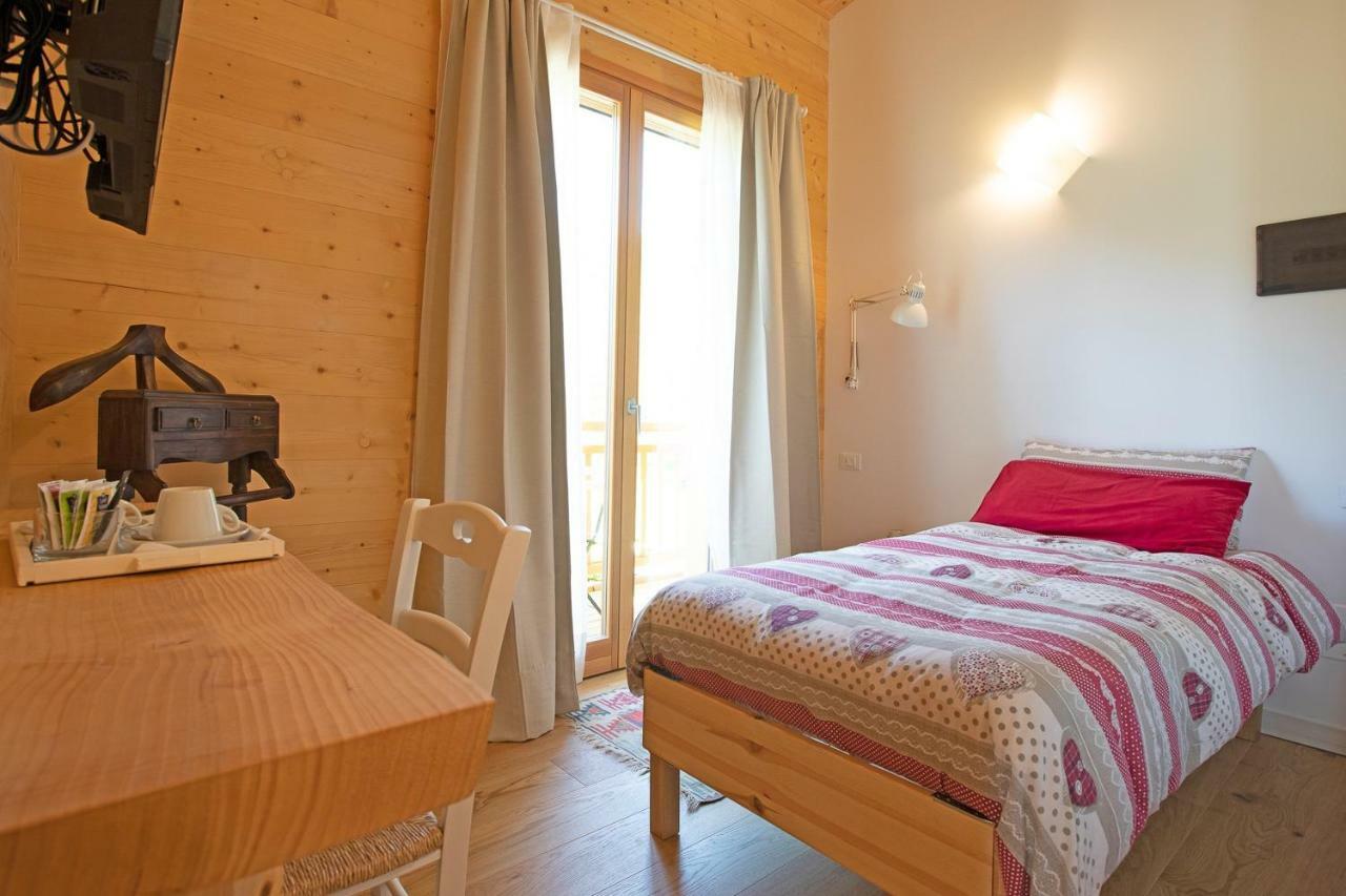Agriturismo La Soglia Del Parco Ranica Ngoại thất bức ảnh